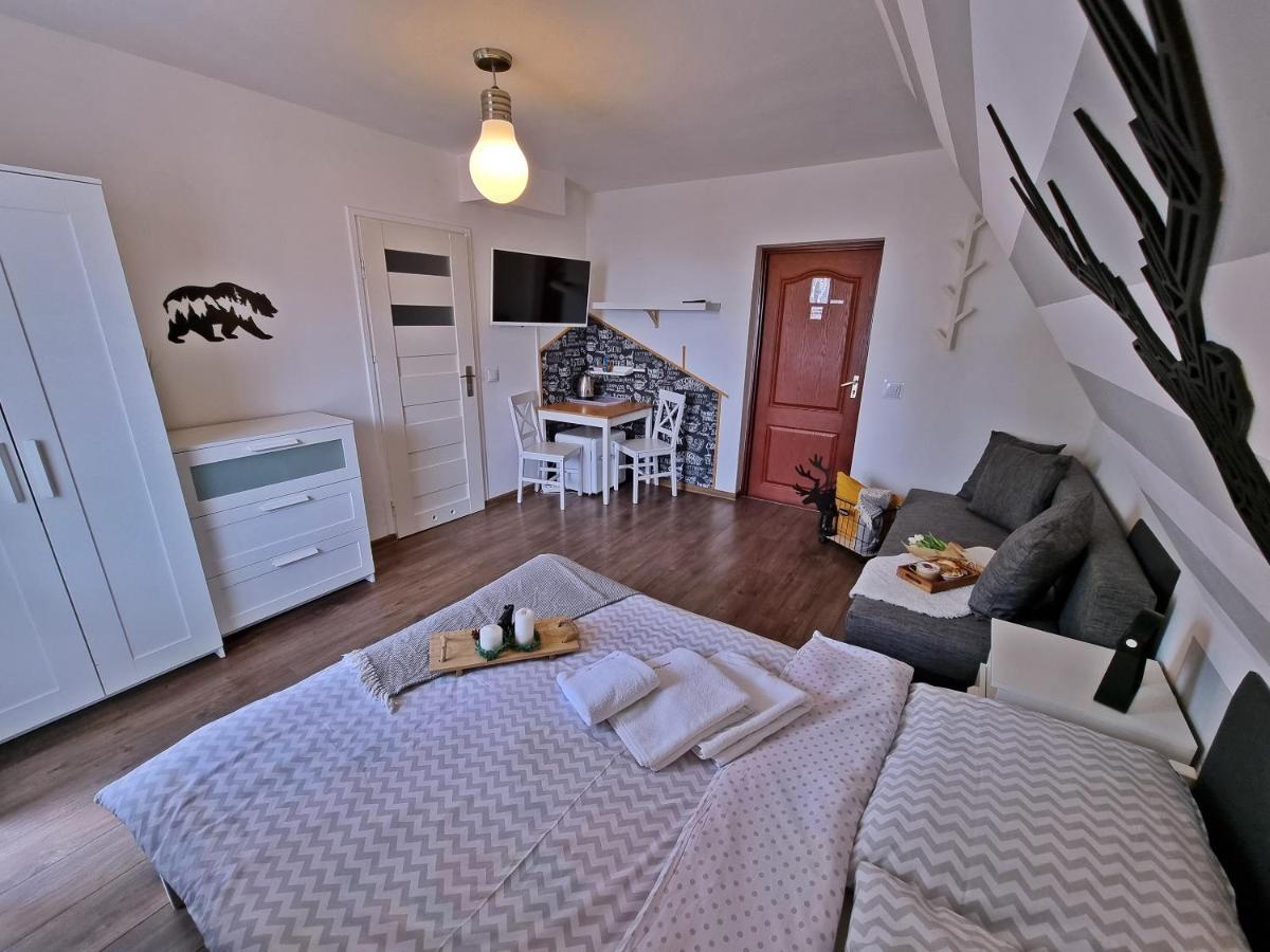Villa Bukovinka: Forest Retreat with Ski Lifts and Thermal Baths Bukowina Tatrzanska Exterior photo