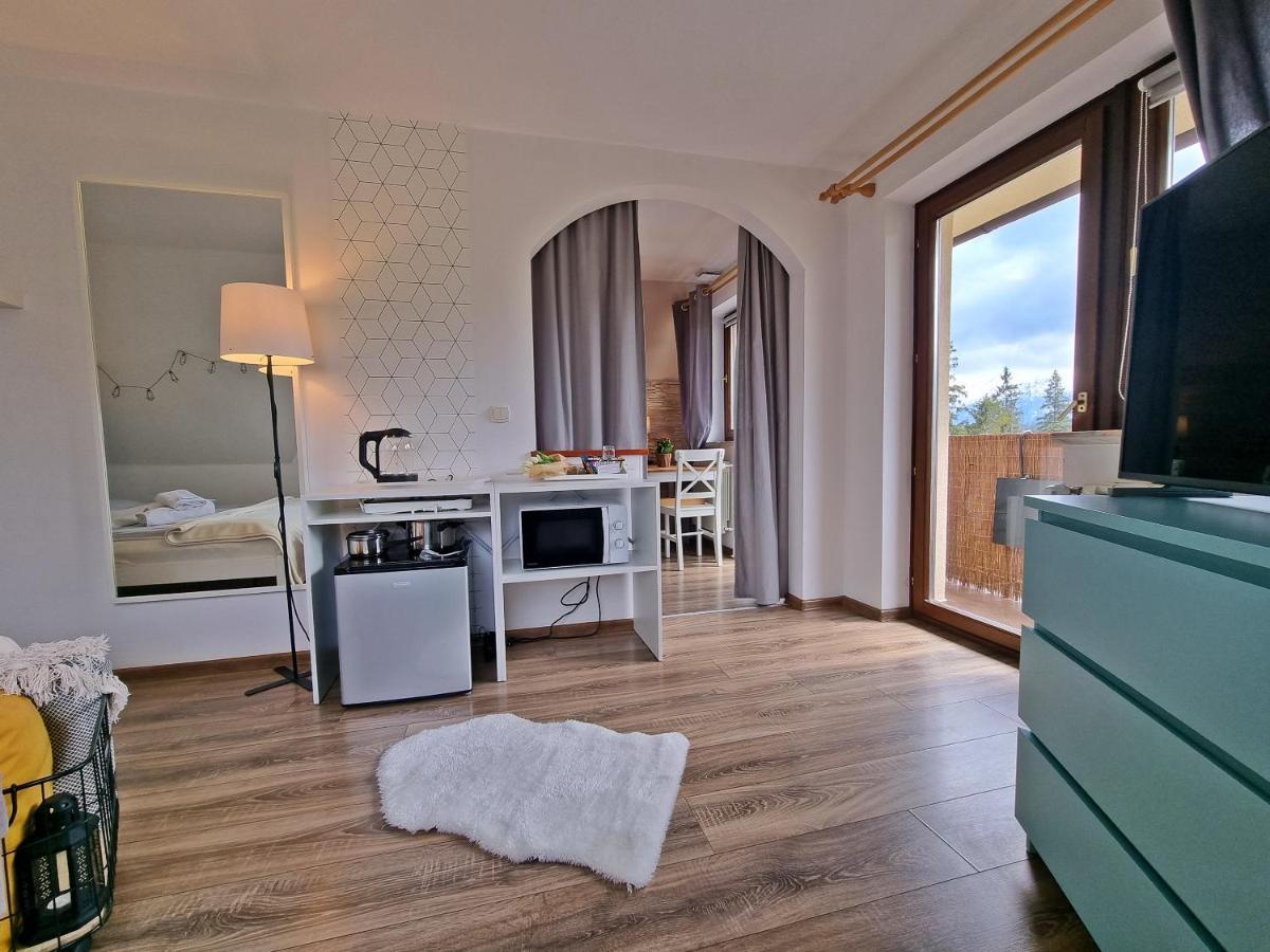 Villa Bukovinka: Forest Retreat with Ski Lifts and Thermal Baths Bukowina Tatrzanska Exterior photo