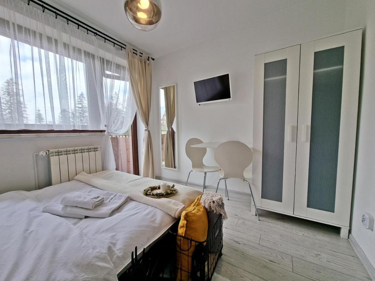 Villa Bukovinka: Forest Retreat with Ski Lifts and Thermal Baths Bukowina Tatrzanska Exterior photo