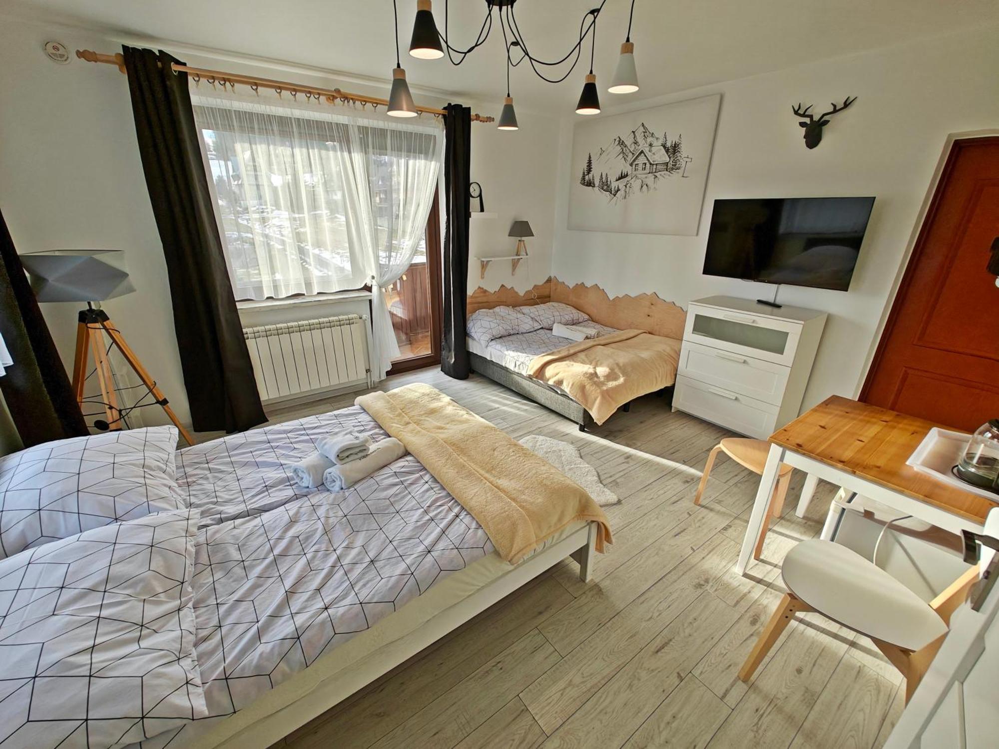 Villa Bukovinka: Forest Retreat with Ski Lifts and Thermal Baths Bukowina Tatrzanska Exterior photo