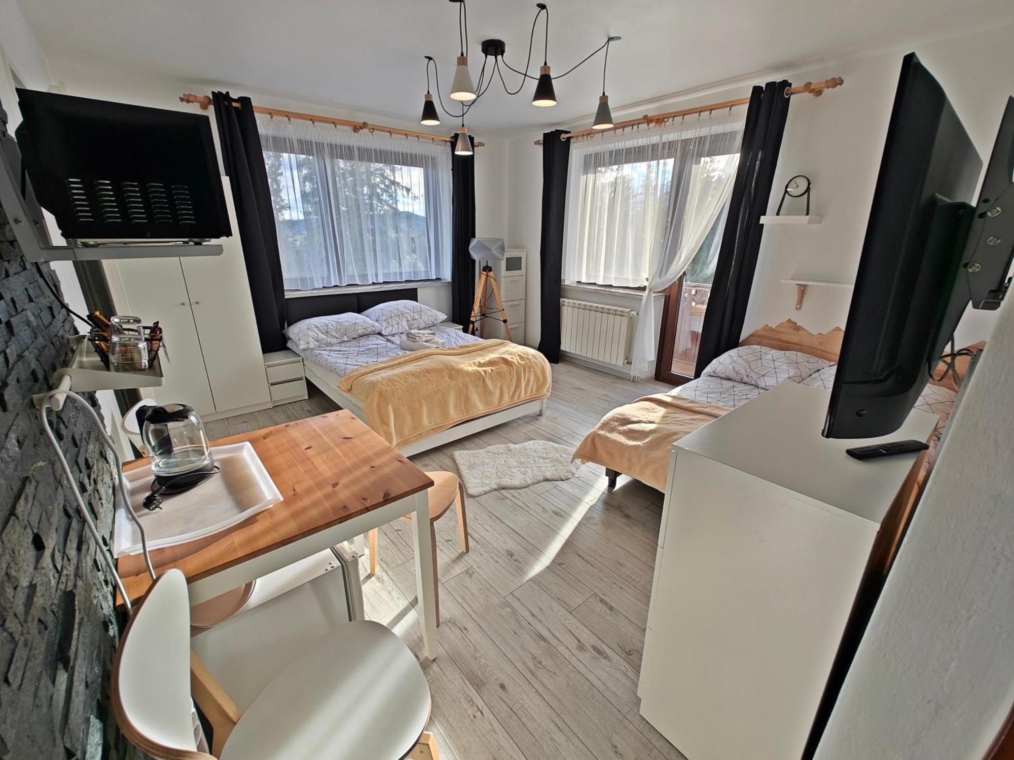 Villa Bukovinka: Forest Retreat with Ski Lifts and Thermal Baths Bukowina Tatrzanska Exterior photo