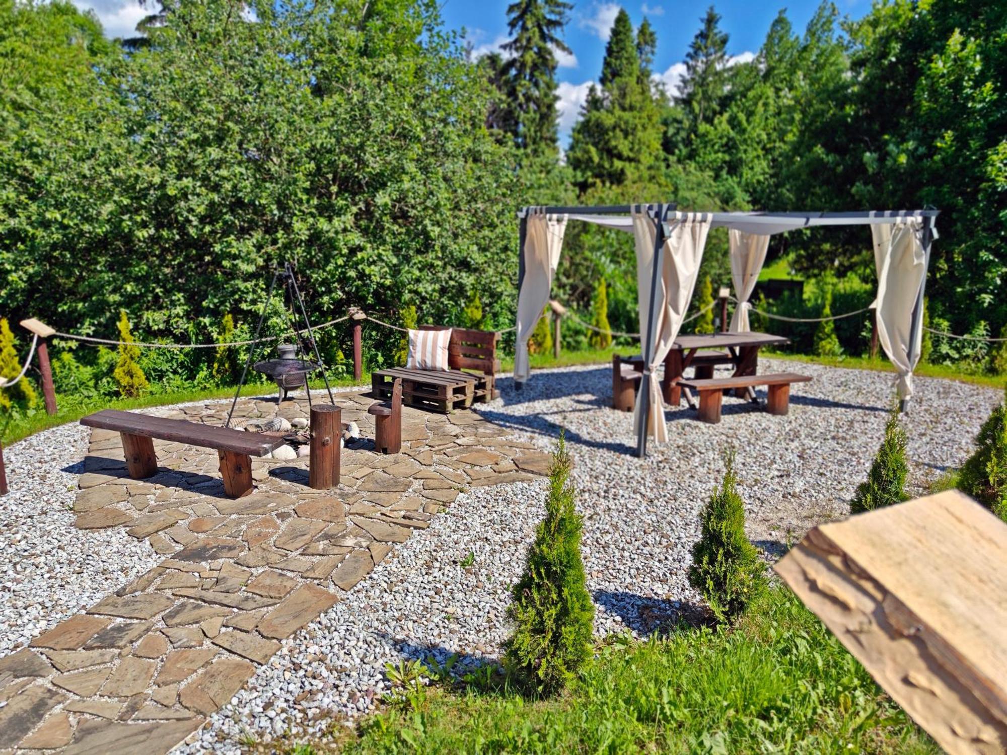Villa Bukovinka: Forest Retreat with Ski Lifts and Thermal Baths Bukowina Tatrzanska Exterior photo