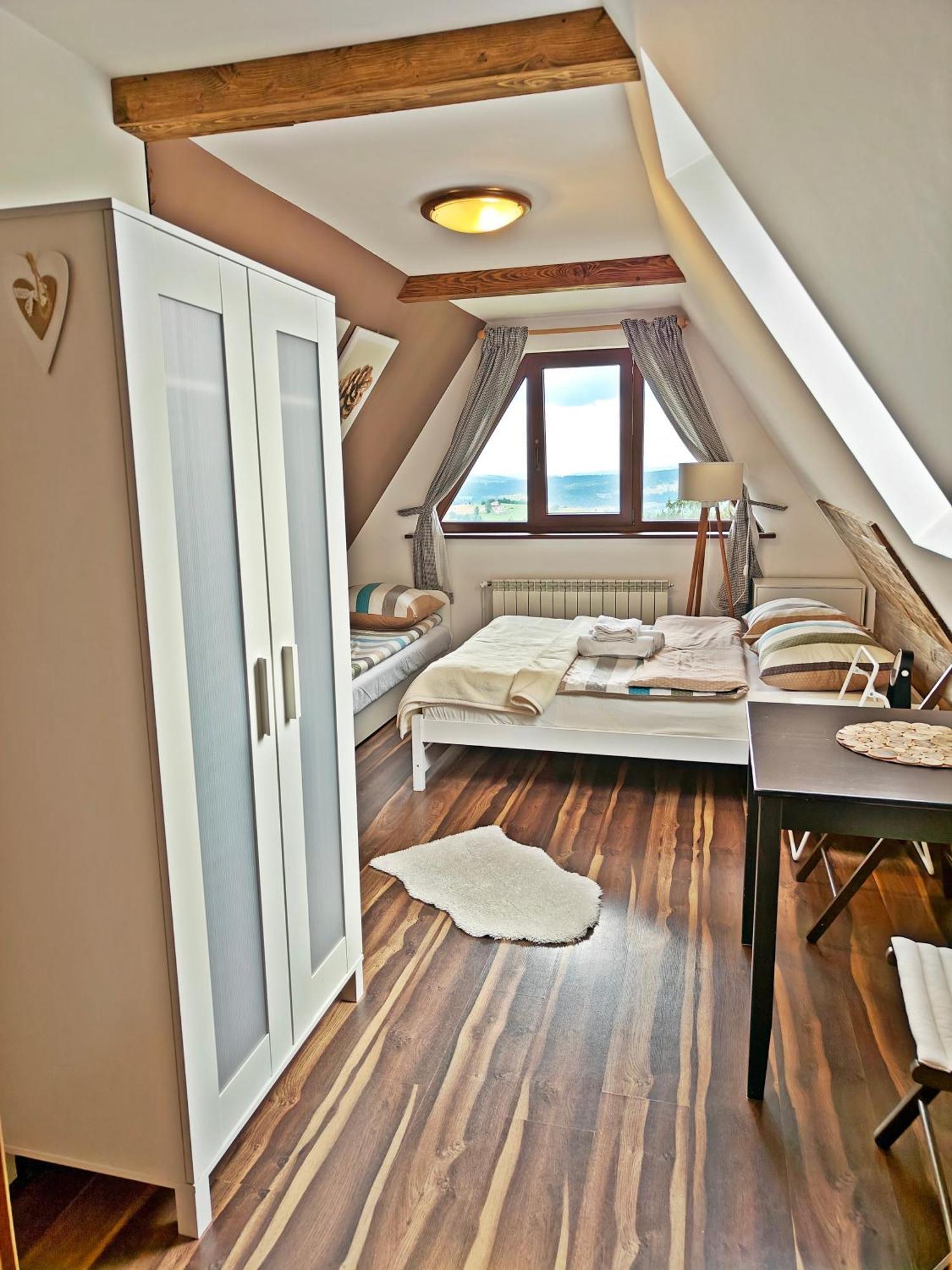 Villa Bukovinka: Forest Retreat with Ski Lifts and Thermal Baths Bukowina Tatrzanska Exterior photo